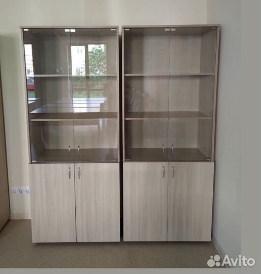 Офисный шкаф для документов А4 со стеклом