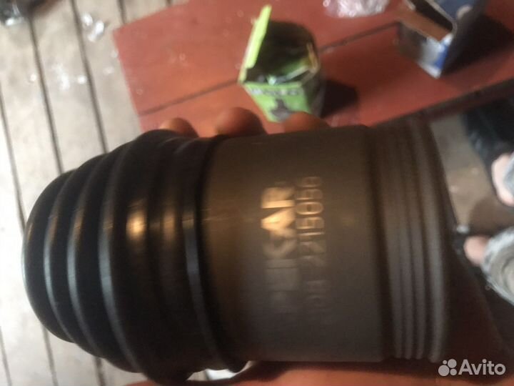 Прадаю 2 шарнира