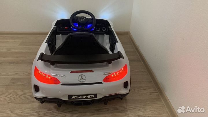 Электромобиль