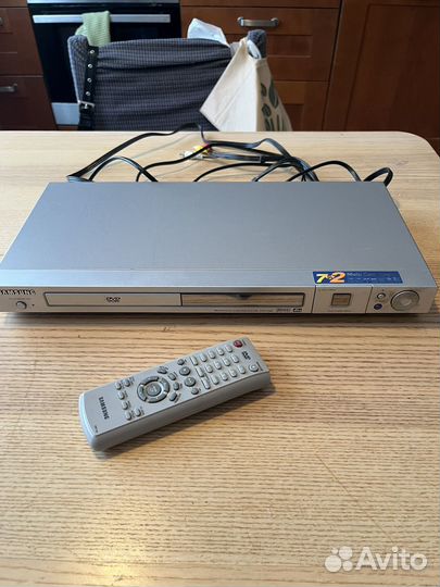 DVD плеер Samsung в отличном состоянии