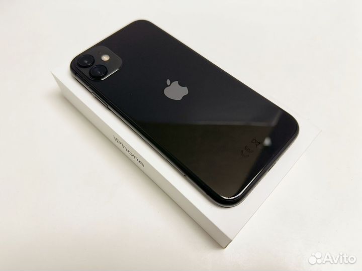 iPhone 11, 64 ГБ