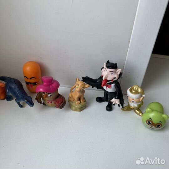 Игрушки из Kinder Surprise