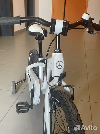 Детский велосипед Mercedes белый