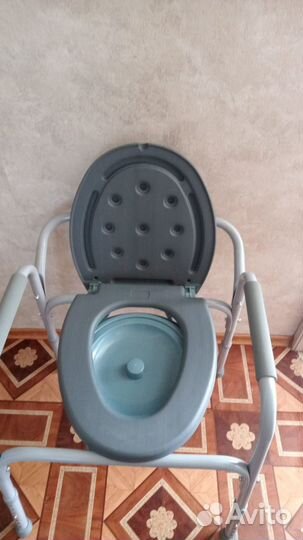 Кресло- унитаз для инвалидов