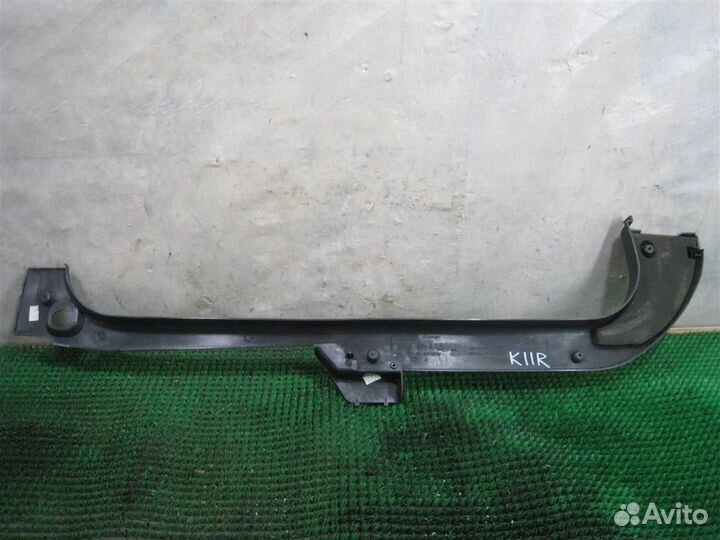 Накладка порога переднего правого внутри Citroen