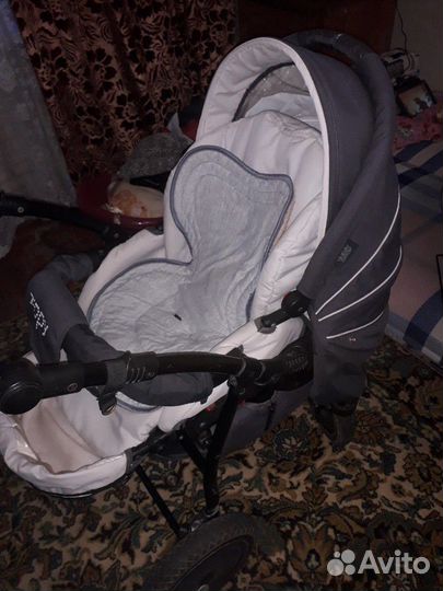 Коляска zippy