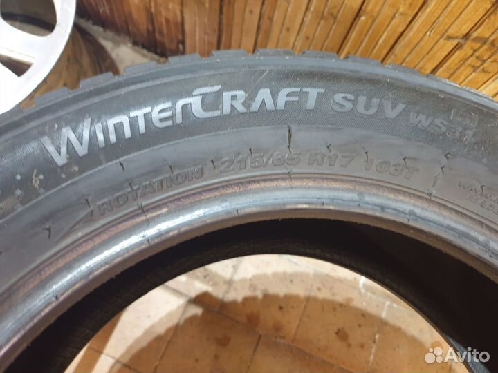 Kumho WinterCraft SUV Ice WS31 215/65 R17 104T