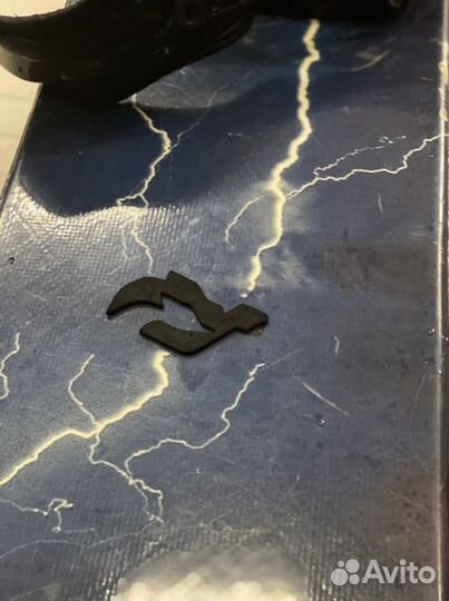 Сноуборд atom креплением,ботинками