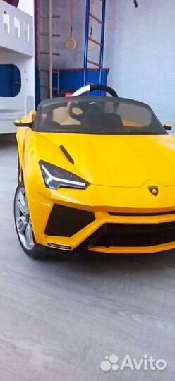 Детский электромобиль бу Lamborghini