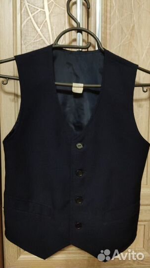 Жилетка школьная для мальчика128 рост