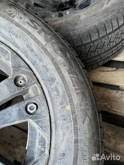 Triangle Snowlink TWT02 285/60 R18