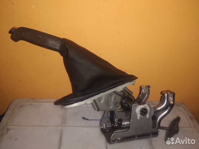 Рычаг стояночного тормоза Opel Astra P10 A17DTJ