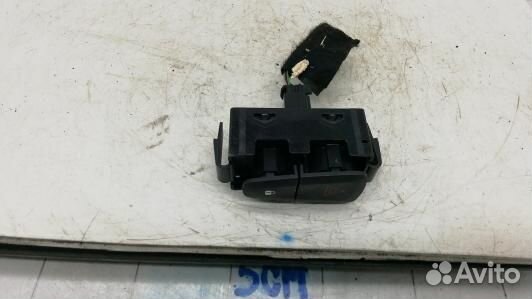 Кнопка аварийки dacia sandero 2 (94H09I501)