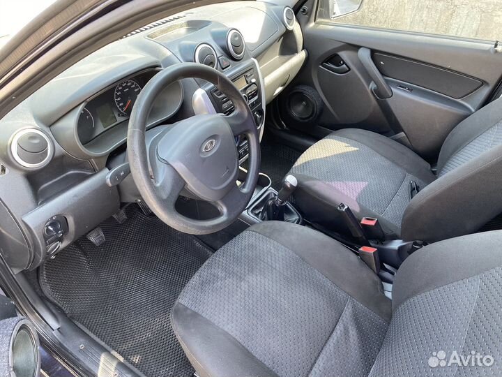 LADA Granta 1.6 МТ, 2012, битый, 124 000 км