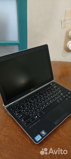 Ноутбук dell latitude