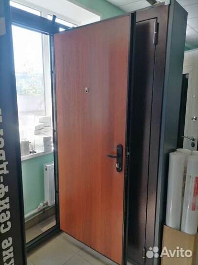 Дверь входная металлическая