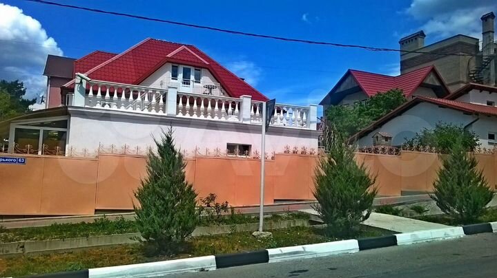 Дом 56 м² на участке 6 сот.