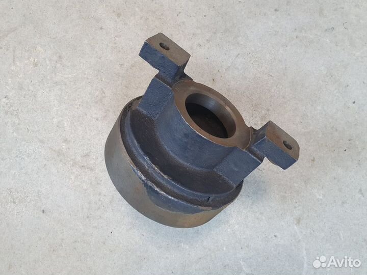 Муфта выключения сцепления в сборе маз