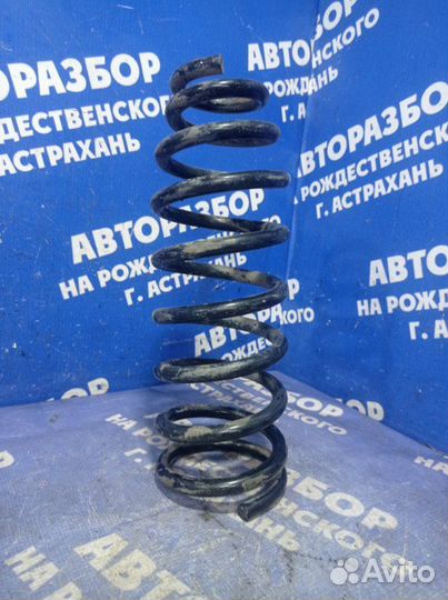 Передняя пружина Volkswagen Passat B5 седан 2002