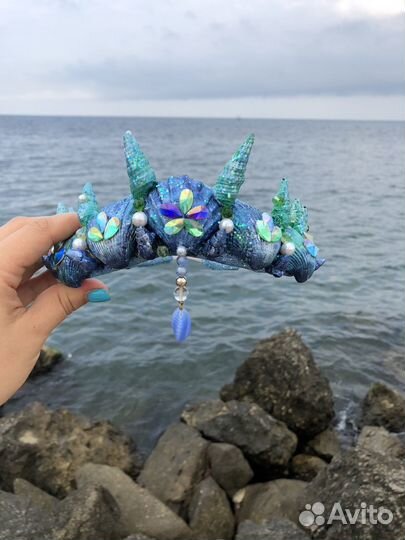 Корона с ракушками