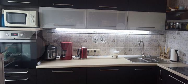 3-к. квартира, 65 м², 8/10 эт.