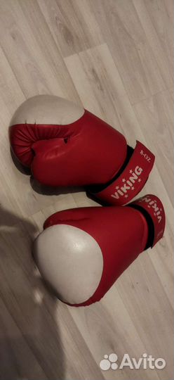 Боксерские перчатки 8 oz