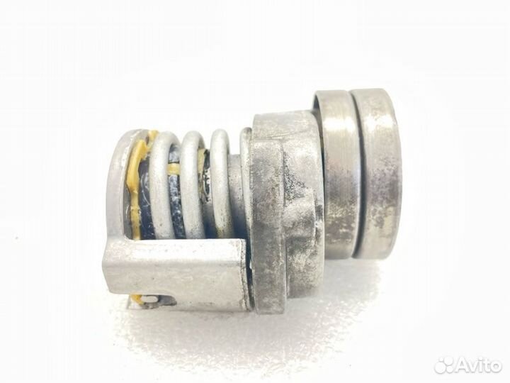 Натяжитель ремня Volkswagen Golf 6 1.4 caxa 2010