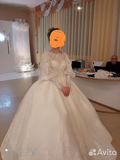 Свадебное платье