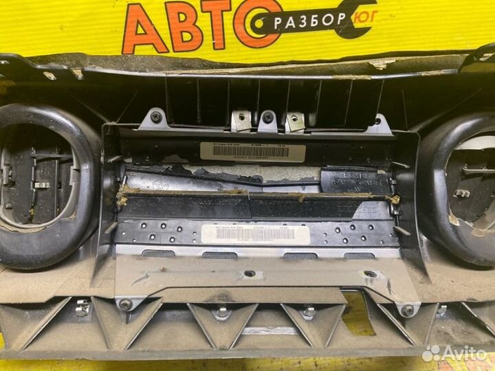 Парприз Dodge Caravan EFA 2000
