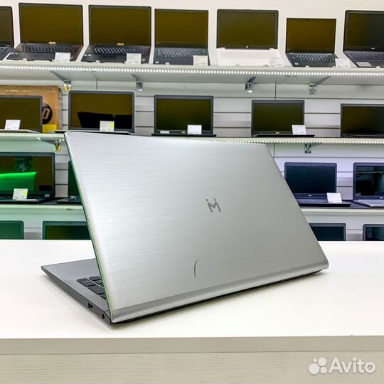 Игровой ноутбук Maibenben GeForce/8RAM/SSD