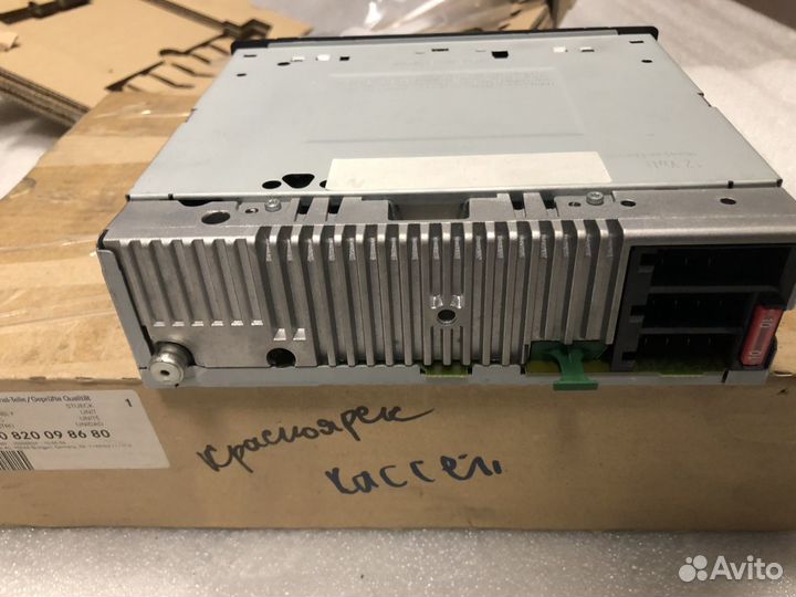 A2108200986 магнитола audio 10 D2B