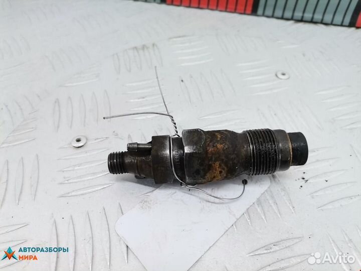 Форсунка BMW 3 E36 рест. 1998 STC2295