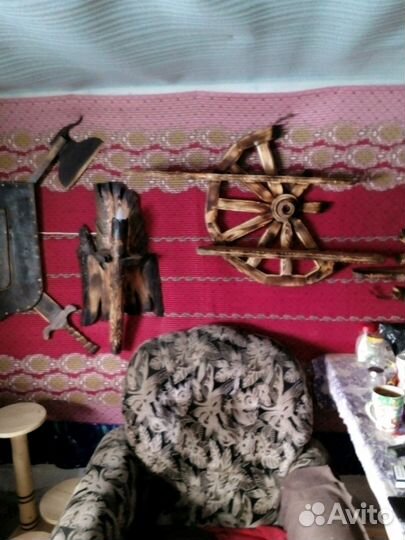 Полка оборванное колесо