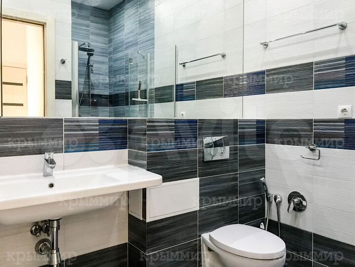 3-к. квартира, 105 м², 7/7 эт.