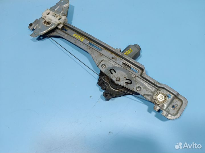 Стеклоподъёмник задний левый для Peugeot 301