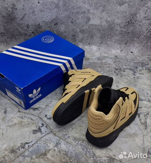 Мужские зимние кроссовки Adidas