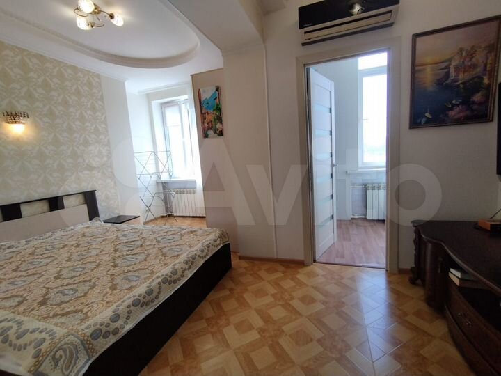 2-к. квартира, 60 м², 7/10 эт.