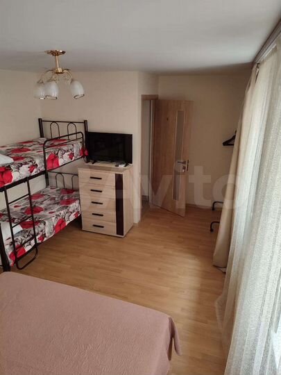 Комната 20 м², 1/3 эт.