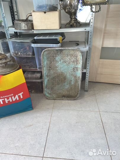 Подносы антикварные