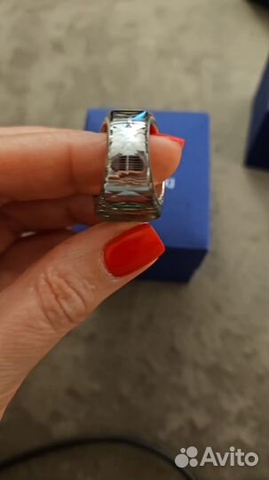 Swarovski кольцо