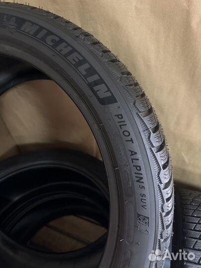 Michelin Pilot Alpin 5 SUV 285/35 R21 и 255/40 R21 105W