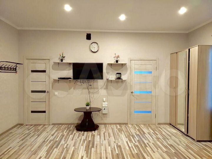 1-к. квартира, 50 м², 1/2 эт.