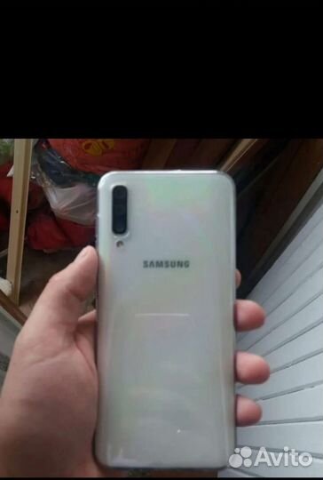 Samsung a50