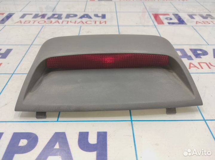 Фонарь задний (стоп-сигнал) Toyota Avensis (T250)