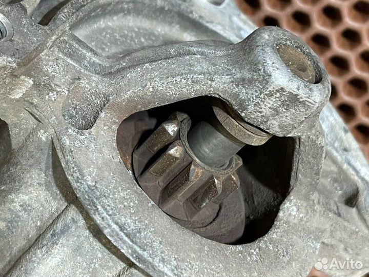 Стартер Citroen C4 B6 NFU 2005