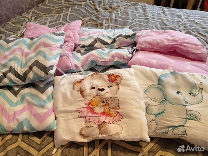 Бортики в кроватку