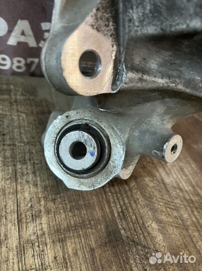 Bmw x4 g02 задний левый кулак