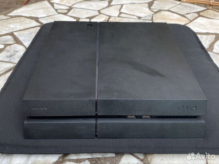 Sony playstation 4 PS4