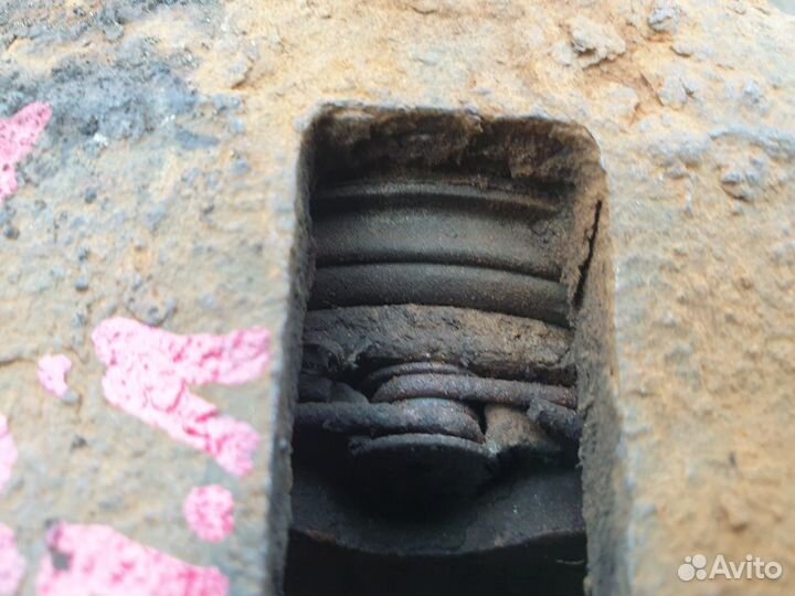 Суппорт передний левый скоба VW Pointer Поинтер