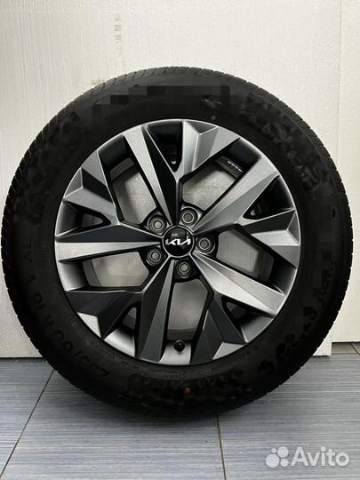 Новые.Оригинал. kia Sportage 235/60r18